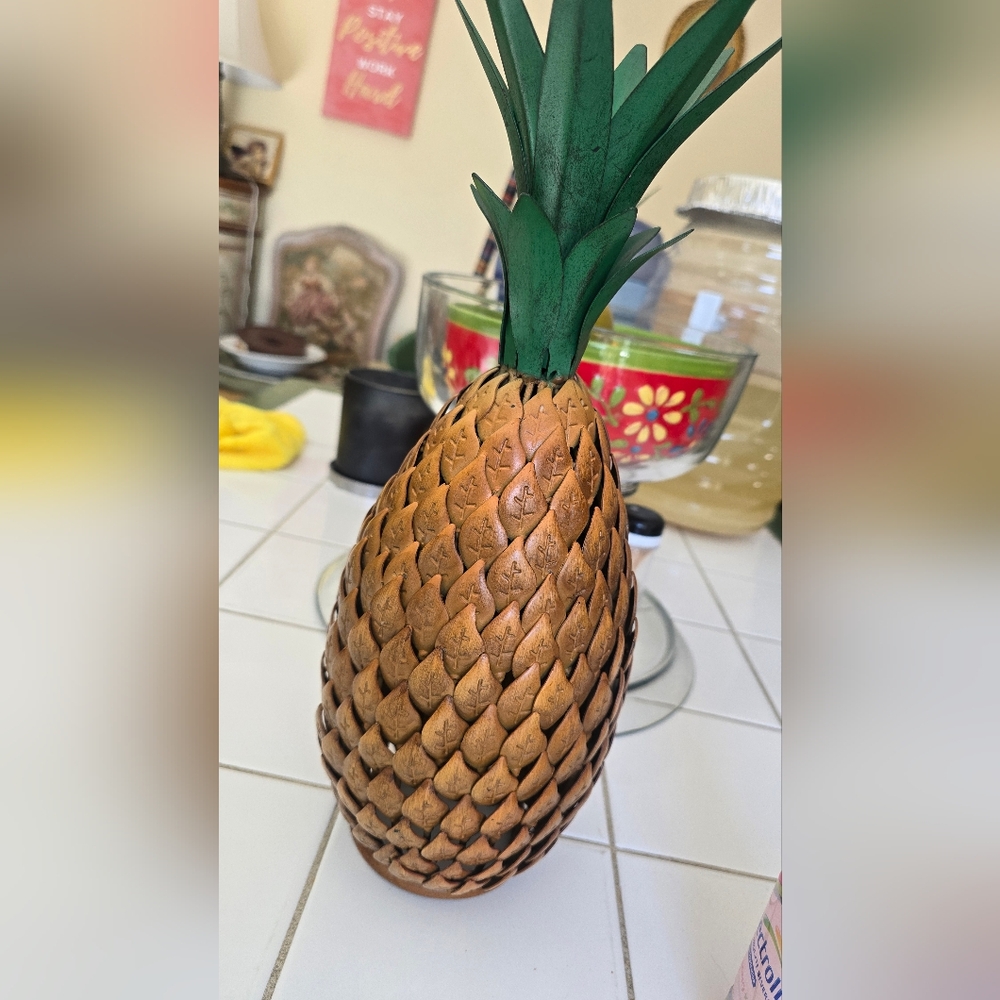 2 iron work pineapple 🍍 🍍